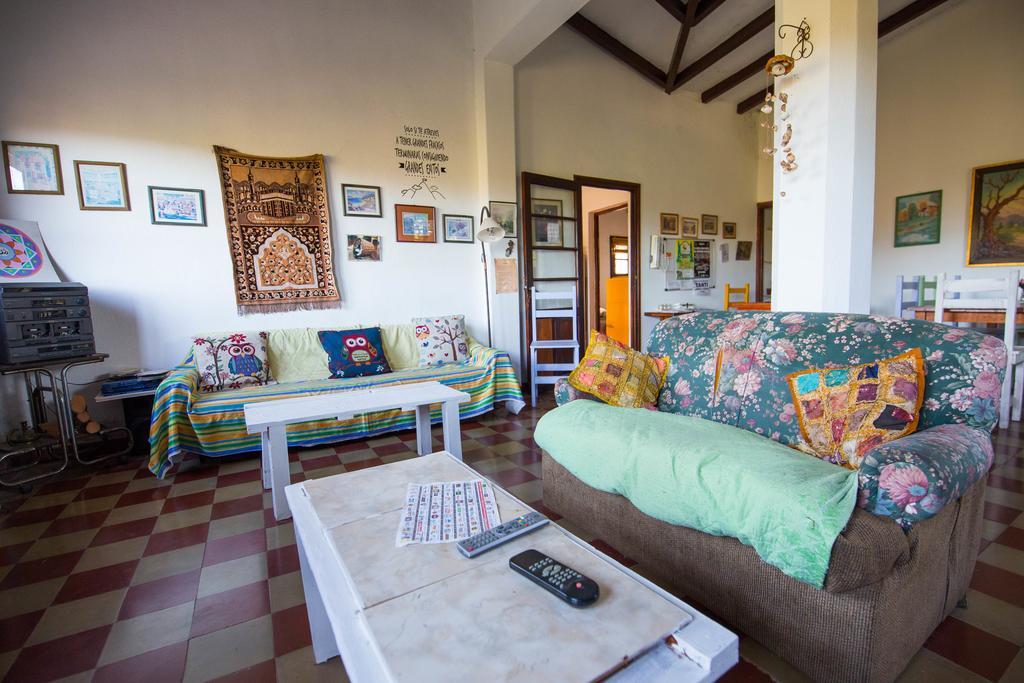 Hostel Aneley Tanti Exterior foto